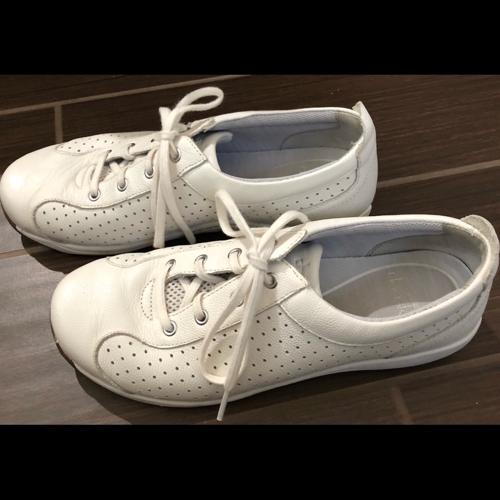 Dansko walking shoes